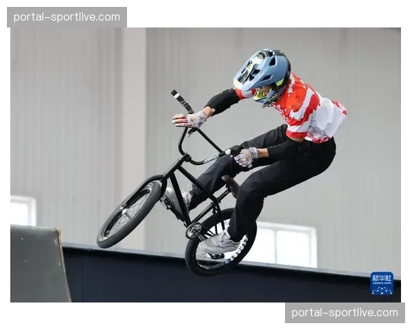 中国自由式小轮车联赛河北崇礼站开赛,高原环境对车手体能提出考验 中国自由式小轮车联赛河北崇礼站开赛,高原环境对车手体能提出考验